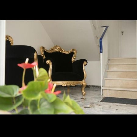 Dimora Cappuccini Guest House Cisternino Exterior photo